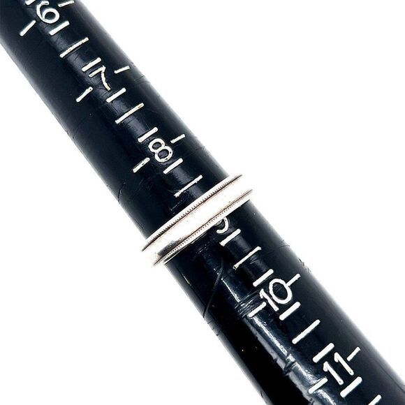 925 Sterling Silver Band Ring - Picture 4 of 4